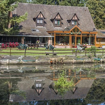 Auberge Du Bord Des Eaux - Demi-Pension Assuree Sur Reservation Сент-Аман-лез-О Экстерьер фото