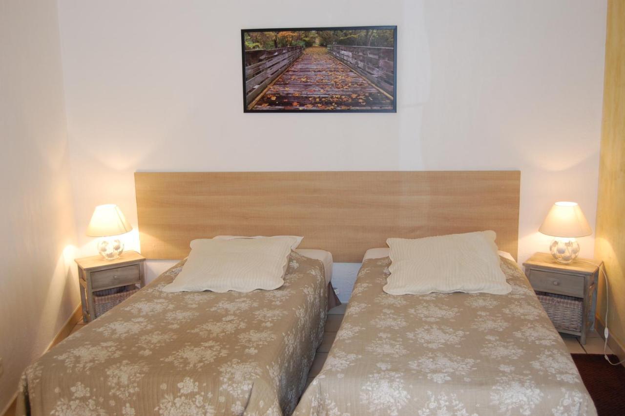Auberge Du Bord Des Eaux - Demi-Pension Assuree Sur Reservation Сент-Аман-лез-О Экстерьер фото