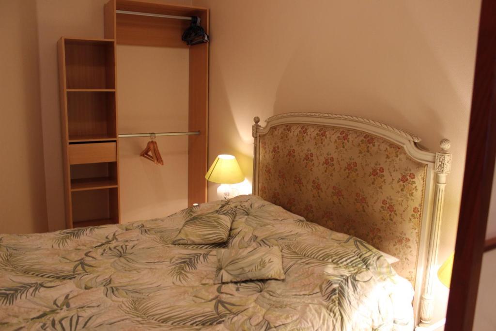 Auberge Du Bord Des Eaux - Demi-Pension Assuree Sur Reservation Сент-Аман-лез-О Экстерьер фото